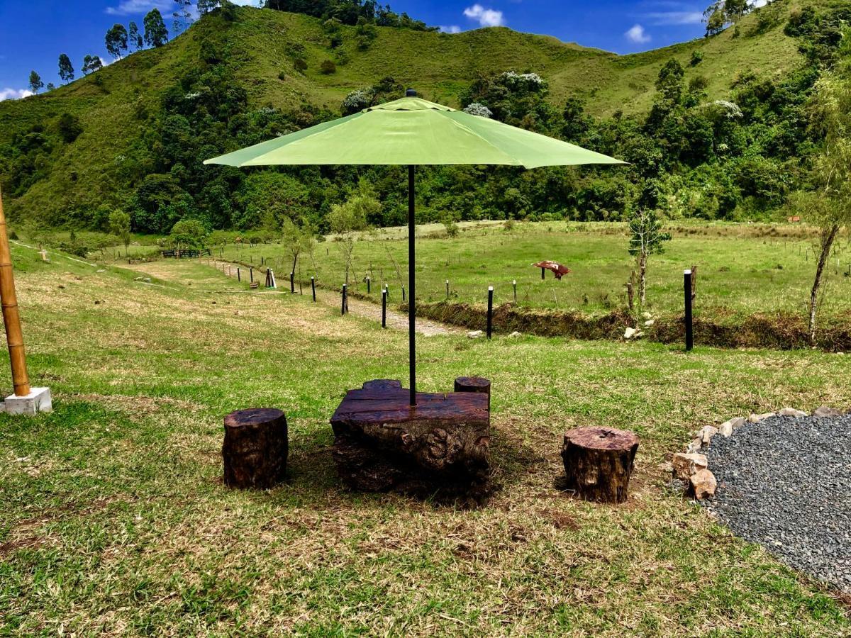 Glamping La Herradura Santa Rosa de Cabal Exterior foto